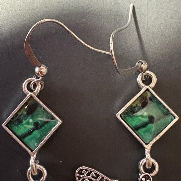 Dragonfly Dangle Earrings Silver Tone Green Square Inset Boho Fairy Nature Folk - Picture 3 of 6